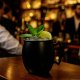 Rooftop schwarz-gold Becher "Moscow Mule" (2)
