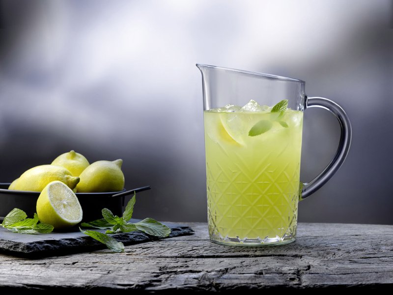 Glasserie "Timeless" Krug 1,44L (3)