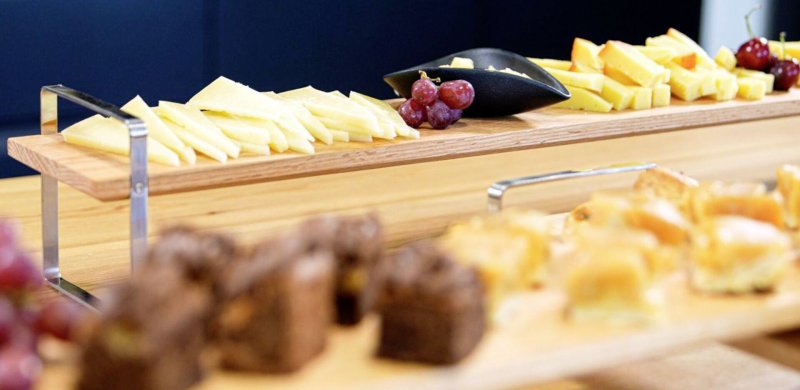 Buffet-Präsentation "OAK" Bügel 12x9cm Edelstahl 2er Pack (3)